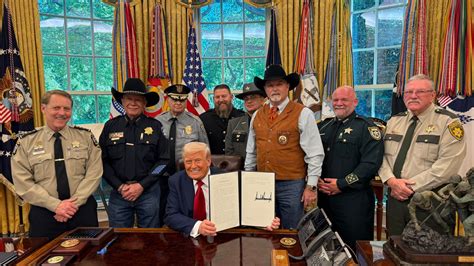 Michael Mastronardy, Ocean County sheriff, meets Trump in Oval Office