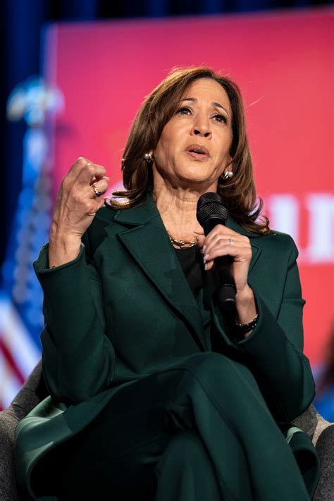 Kamala Harris Wears Green Suit for Michigan Town Hall Campaign Stop