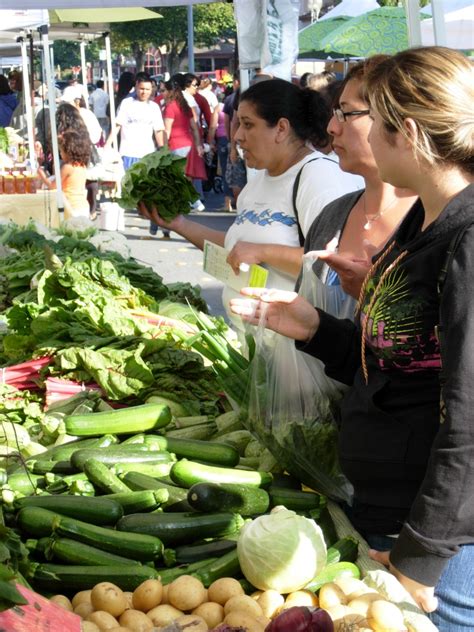 Local Grocey 的图像结果