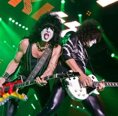 Paul and Tommy ~Dortmund, Germany...May 12, 2017 (KISS World Tour ...