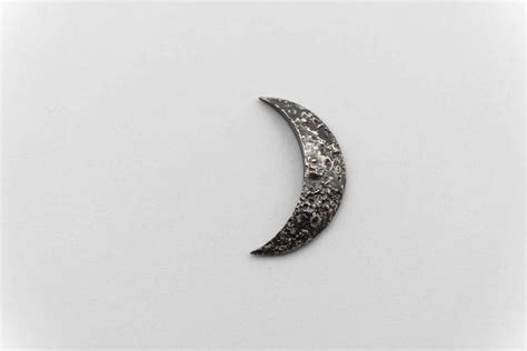 Waxing Crescent Moon Phase - Nature Walk Castings
