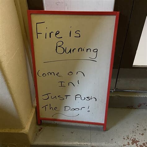 TELEGRAPH HOTEL (Tenterfield) - Hotel Reviews & Photos - Tripadvisor