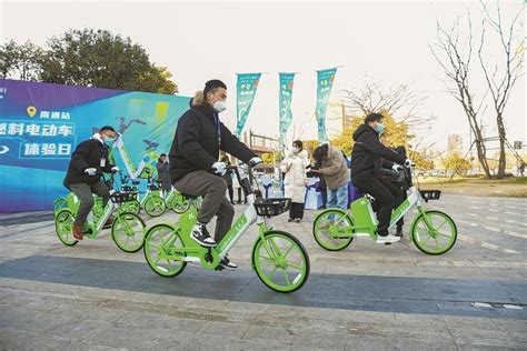 市民尝鲜试骑氢燃料共享单车,南通网-中国南通主流新闻资讯门户