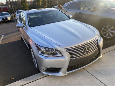 2017 Lexus LS460 : r/Lexus