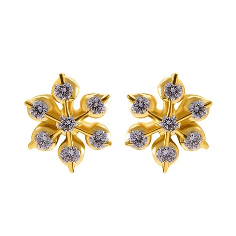 Joyalukkas 22k Yellow Gold and Diamond Stud Earrings : Amazon.in: Jewellery