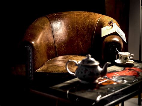 Download wallpaper 1400x1050 armchair, tea, teapot, book standard 4:3 ...