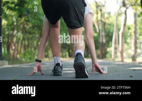 Sprinting Back View 的图像结果