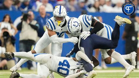 8 Best Fantasy Defense Rankings and Streamers for Week 17: Colts, Bills ...