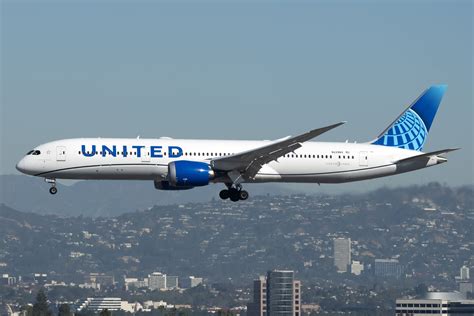 United Airlines' Boeing 787: What To Expect On Board