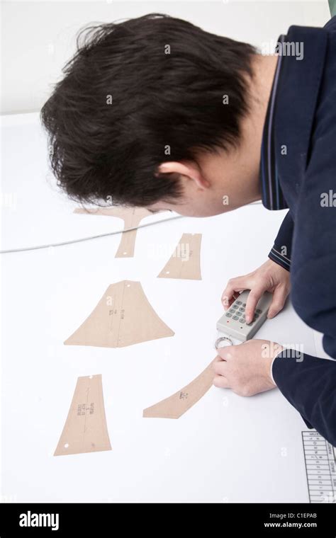 Cloth Sample Worker 的图像结果