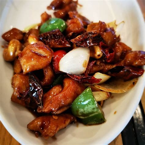 10 Ayam Kung Pao Enak di Jakarta, Auto Nambah Nasi! - Nibble