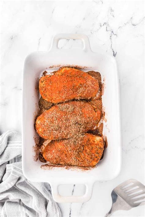 How Long to Bake Chicken Breasts at 425° {Super Juicy!} | Get On My Plate