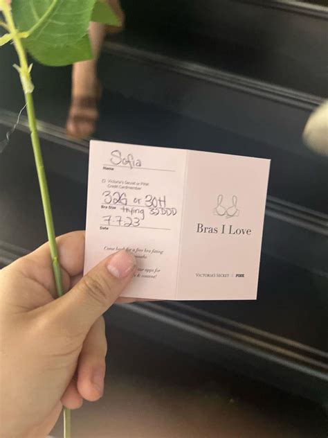 Sofias Bra size for everyone asking : r/SofiaGomez_TikTok