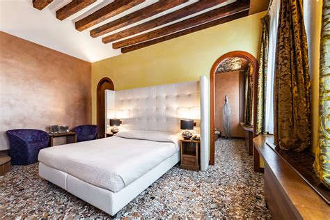 The Deluxe Suite offers a breathtaking view of the Duomo