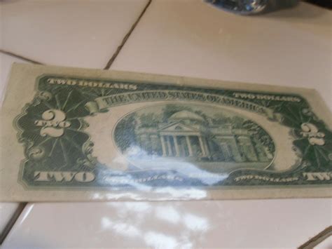 (1) Red Seal 1953 Two Dollar Bill is in extraordinary great condition ...