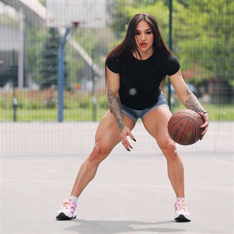 157.5k Likes, 2,334 Comments - Bakhar Nabieva (@bakharnabieva) on Instagram: “Wanna play ...