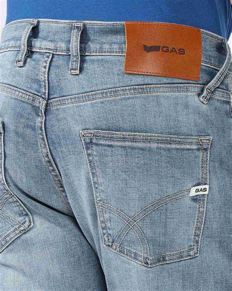 Nico Tapered Fit Mid Rise Heavy Wash Light Blue Jeans