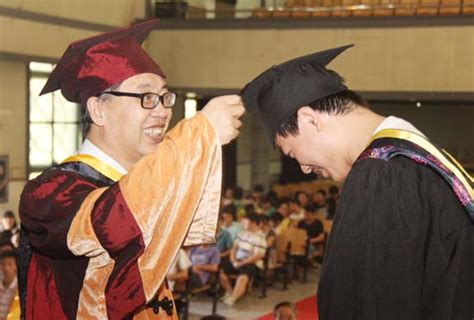 中国农业大学工学院 新闻动态 我院举办2015届毕业生学士学位授予仪式（图文）