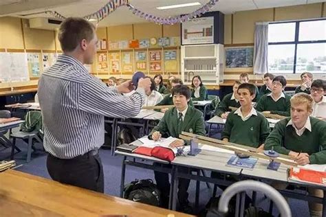 新西兰中小学改推“小班制”，解决学生“读写危机” | 新西兰中文先驱网