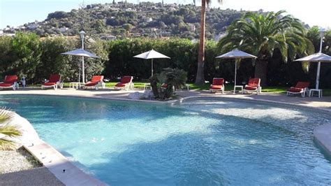 SERVOTEL CASTAGNIERS - Hotel Reviews, Photos, Rate Comparison - Tripadvisor