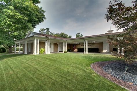 HANSEN-SPEAR FUNERAL HOME - Updated January 2026 - 16 Photos - 1535 ...