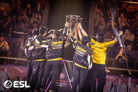 ONIC PH Raih Gelar Juara Snapdragon Pro Series Mobile Masters MLBB 2025 ...