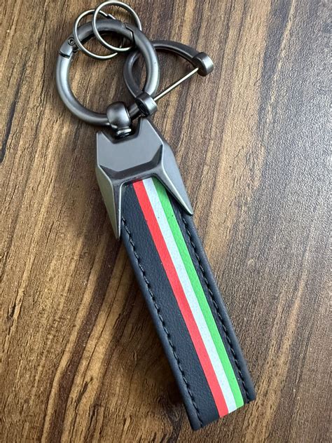 Premium Leather Car Keychain with Heavy-Duty Metal Hook | Detachable K ...