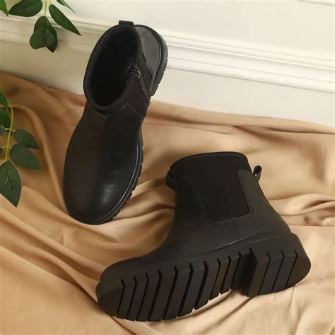 Best Brands For Boots Online | LBB