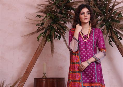 Sahil Printed Lawn Collection Vol-1 2023 – D-5 – YourLibaas