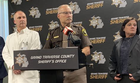 UPDATE: Sheriff Provides Update on Walmart Stabbing Suspect, Praises ...