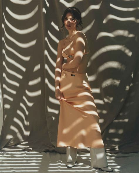 GRACIE ABRAMS for Flaunt Magazine Issue 187: The Critical Mass Issue ...