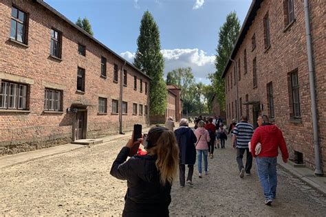 2025 Auschwitz-Birkenau Full-Day Guided Tour from Krakow (various tour ...