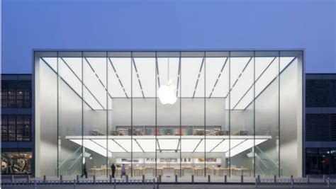 据Apple官网，苹果在中国大陆一共有42家Apple Store零售店