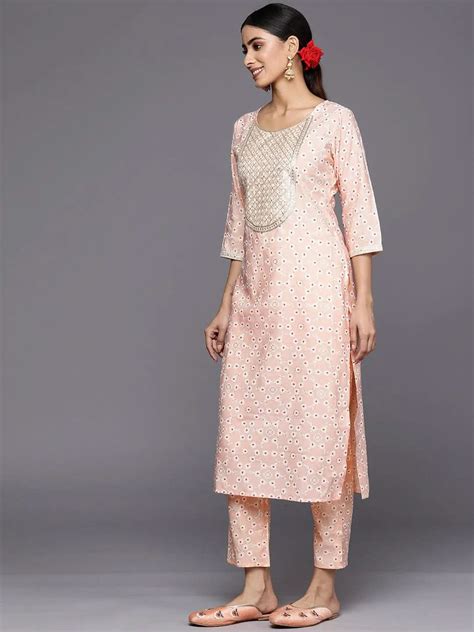 Buy Peach Yoke Design Silk Blend Straight Kurta With Trousers & Dupatta ...