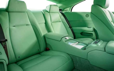 Rolls Royce Wraith Photos | Wraith Interior and Exterior Photos. Wraith ...