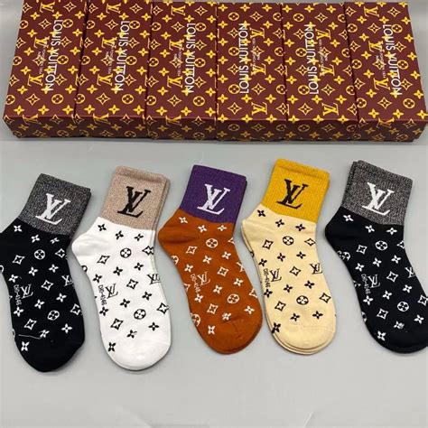 LOUIS VUITTON || LV Monogram Craggy Socks (Pack Of Five) – FASHION MYST