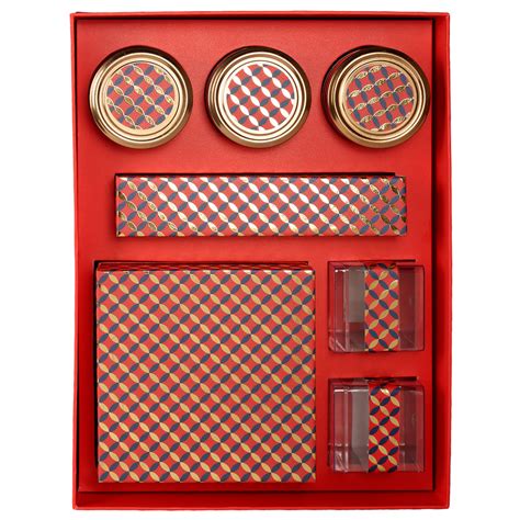 Capacious Hamper with 3 salsa jar, 2 Acrylic box, 9 cavity & 5 cavity ...