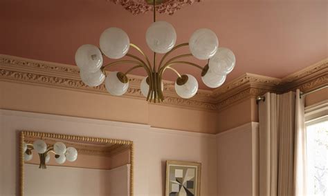 The dos and don'ts of the new 'colour capping' paint technique