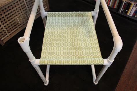 How-to: PVC Outdoor Chair with Laptop Desk