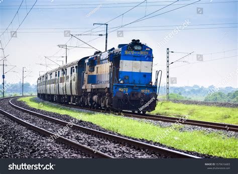 Indian Railways Diesel Locomotive Type Wdm3a Foto Stok 1579616683 | Shutterstock