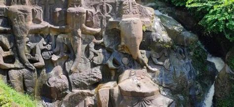 आपको हैरान कर देगा Unakoti का यह रहस्यमयी तीर्थस्थल, मौजूद हैं देवी ...