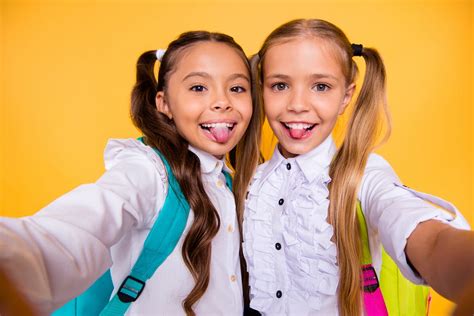 kids purple jordan 1