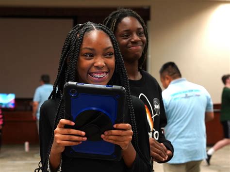 Diamondback Energy camps introduce kids to coding, STEM careers