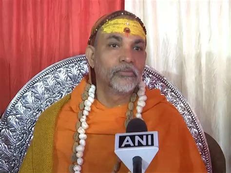 Shankaracharya issues 33-day ultimatum to govt to ban cow slaughter ...
