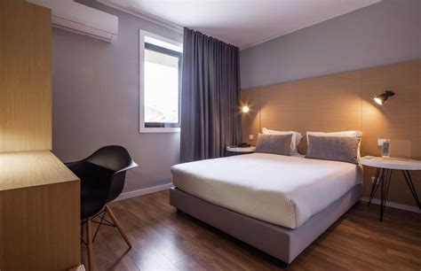 Free clip a hotels, Download Free clip a hotels png images, Free ...