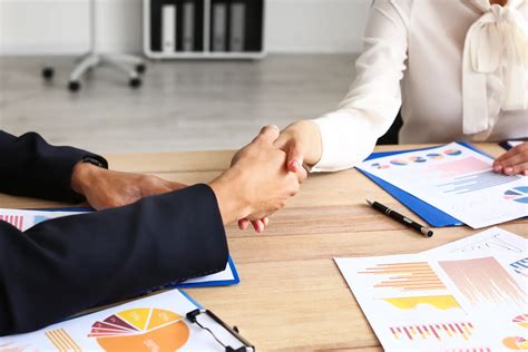 Nonverbal Communication Types 的图像结果