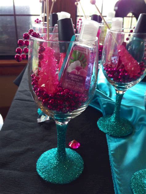 Great idea for Bachelorette party favors. DIY bachelorette party favors ...