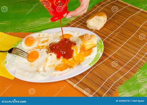 Eat Ketchup On Eggs at Jeramy Phillip blog