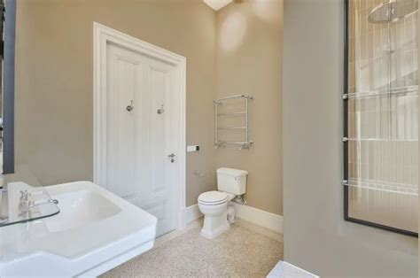 Sherwin Williams Minimalist SW 9611: 30 real home pictures