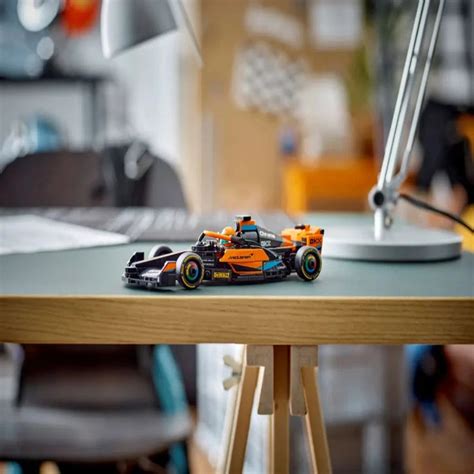 Lego 76919 2023 Speed Champions McLaren Formula 1 Race Car (245 Pieces ...